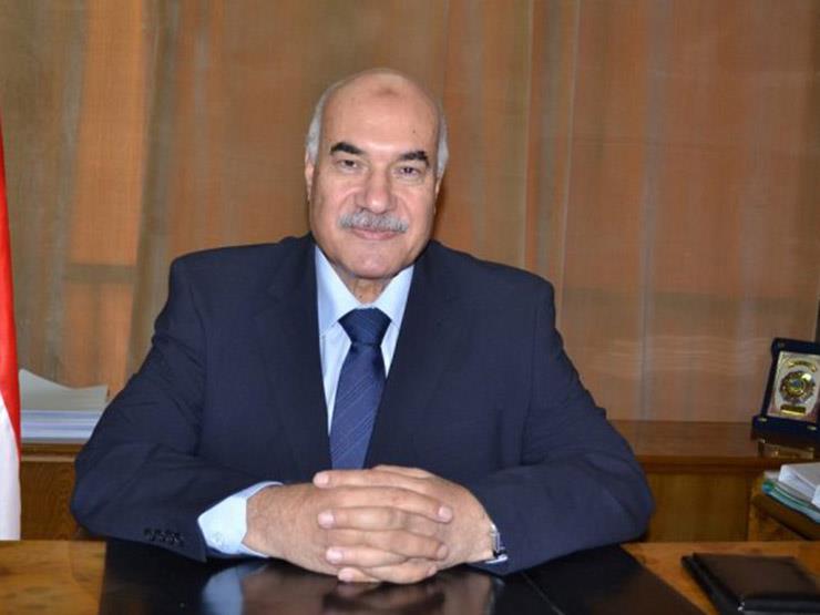أحمد بدر، رئيساً لشركة مصر للغزل والنسيج بالمحلة الكبرى، 2 00