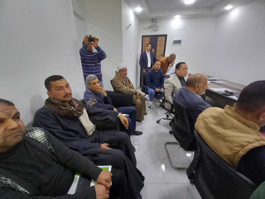 بالصور/ اجتماع برنامج EU-ZIRA3A - برنامج الاتحاد الأوروبي للتنمية الريفية المتكاملة لمصر مع المستفيدين و المنتفعين بمحافظة أسيوط 8 428601000 3277819109189749 7680520009312875996 n