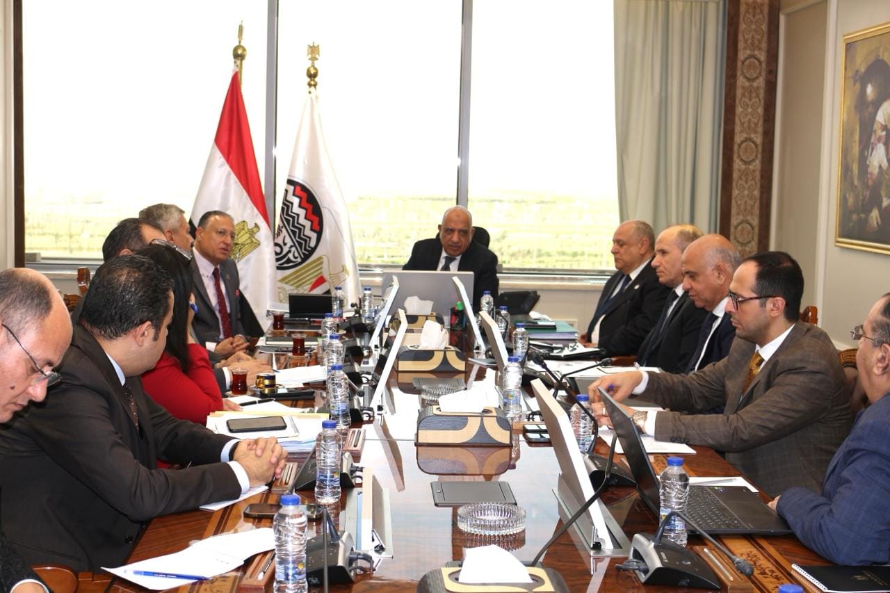 وزير قطاع الأعمال العام: القطاع الخاص شريك رئيسي في تنفيذ مشروعات التطوير والتحديث وإعادة التشغيل وزيادة الإنتاج في جميع القطاعات التابعة 2 437953306 915578583945896 2358879929606022578 n