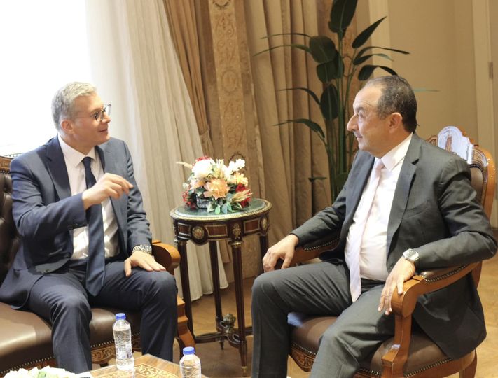 بالصور رئيس الوزراء يتابع مع وزير قطاع الأعمال موقف تطوير المشروعات الصناعية للغزل والنسيج والألومنيوم والسيارات 6 453080662 431650182926433 8560230278176819416 n