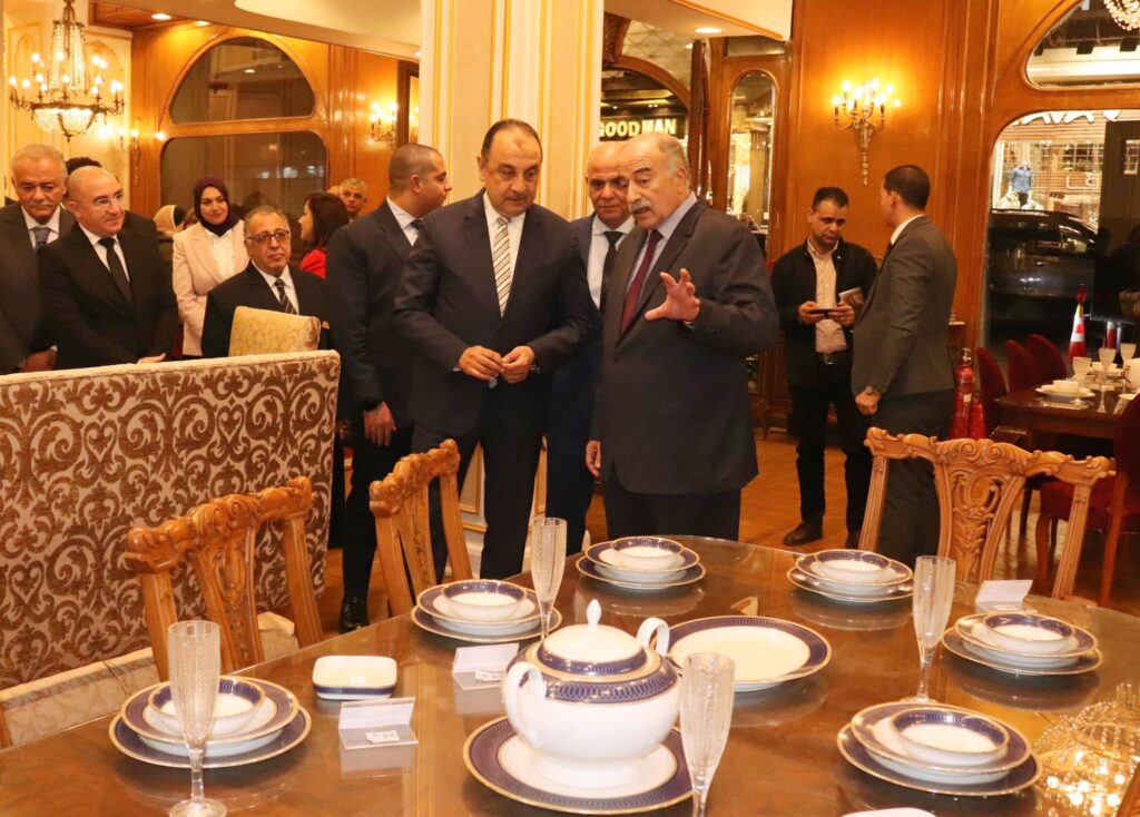 المهندس محمد شيمي:الحفاظ على الأصول وتنميتها وحسن استغلالها وإدارتها وإحياء العلامات التجارية العريقة من أولويات خطة عمل الوزاره 7 469780415 520180107406773 5129487850021851332 n