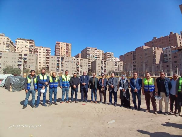 بالصور رئيس القابضه للتشيد والتعمير ورئيس شركه حسن علام في جوله ميدانيه لتفقد مشروع المدارس 7 480267494 1877785999294703 2817555414918320209 n