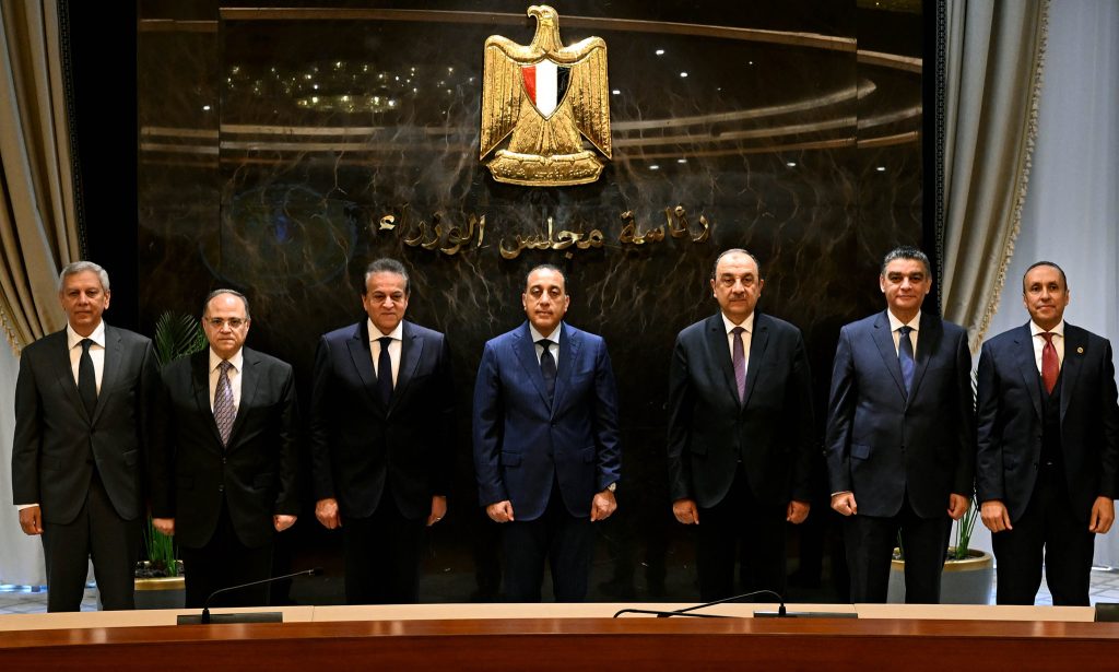 أنفوجراف رئيس الوزراء يشهد توقيع شراكة مصرية أمريكية لتصنيع وتصدير أدوية ومكملات غذائية للأسواق العالمية 4 12