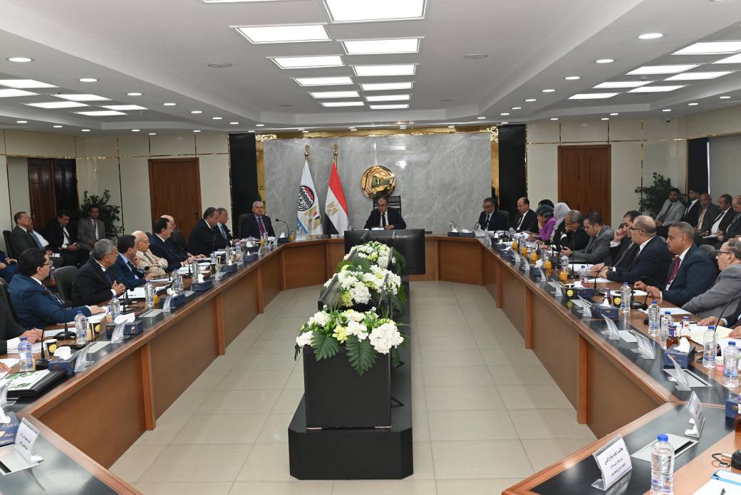 الجمعيه العمومية غير العادية للقابضه للكمياويات " تقر زيادة رأس مال المصدر والمدفوع للقابضة الكيماوية إلى 17 مليار جنيه* 2 516483724 669733352451447 4310115636253552942 n 1