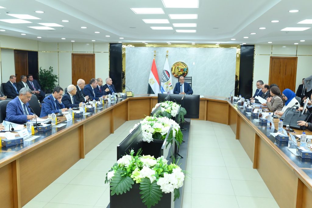 بالصور/ وزير قطاع الأعمال العام يترأس عمومية "القابضة الكيماوية" اعتماد نتائج أعمال العام المالي "2024-2025"* 3 568729149 748687644556017 4946451813394147180 n 1